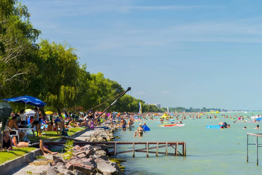 Lake Balaton Hungary Weather Summer Heat