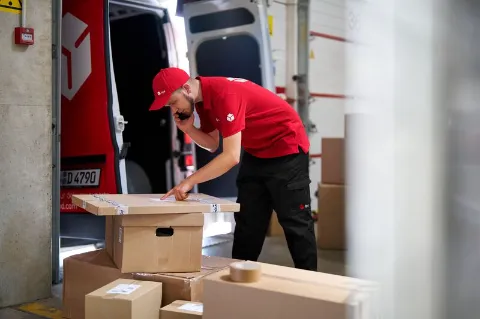 Missing Packages And Late Deliveries In Hungary