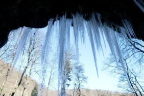 Lillafured Frozen Waterfall X