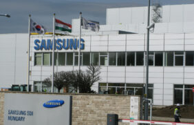 Samsung Hungary Plant God X