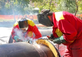 Filipino Workers Welders Philippines X