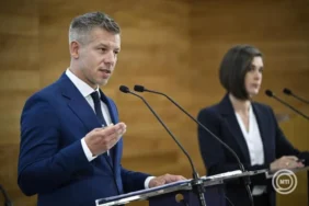 Peter Magyar Vanda Szondi X