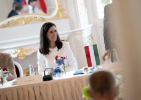 Anita Orban Foreign Minister X