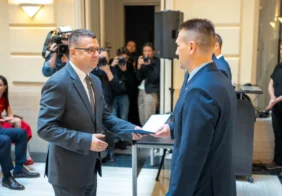 MiklosSesztakFormerFideszMinister X
