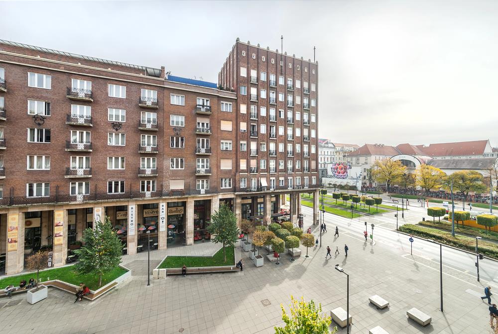 Budapest Madch Square Housing Market Property Prices Real Estate Boom