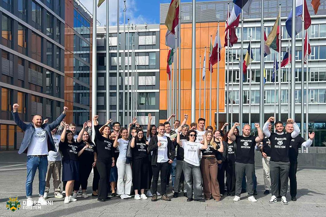 Hungarian University Students Protest At Luxembourg Court Over EU Erasmus Ban