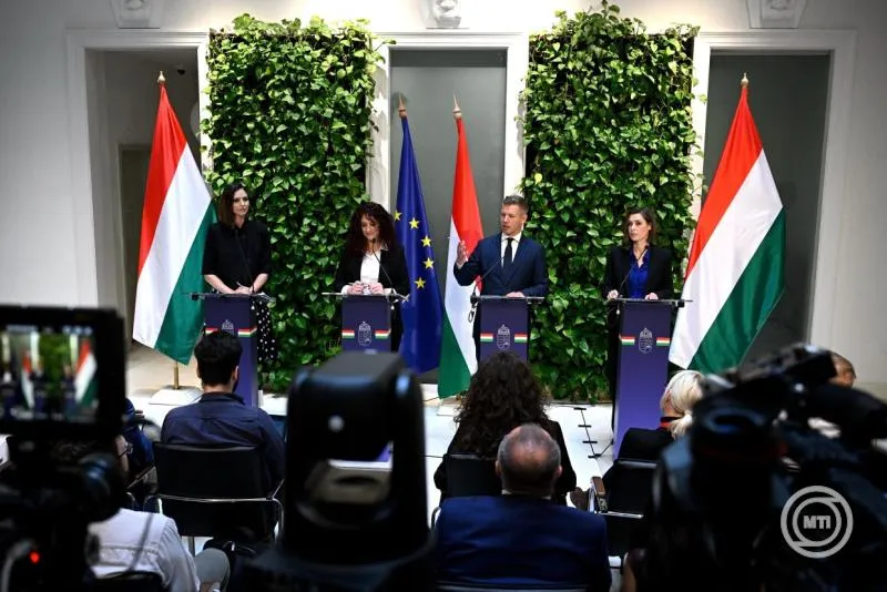 GovernmentSpokespersonsPMMagyar