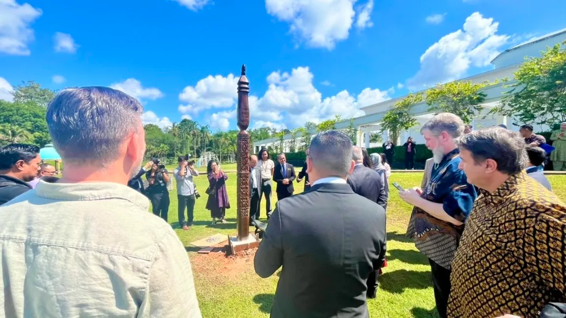 Janos Xantus Commemorated In Malaysia