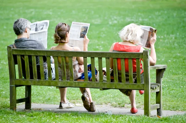 One Of Hungarys Most Storied Newspapers Returns