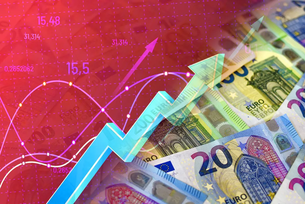 Record Breaking Investments Are Pouring Into Europe EU