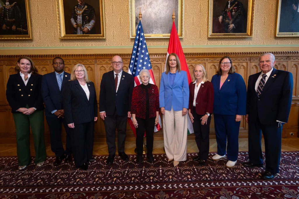ForsthofferAmericanDelegation