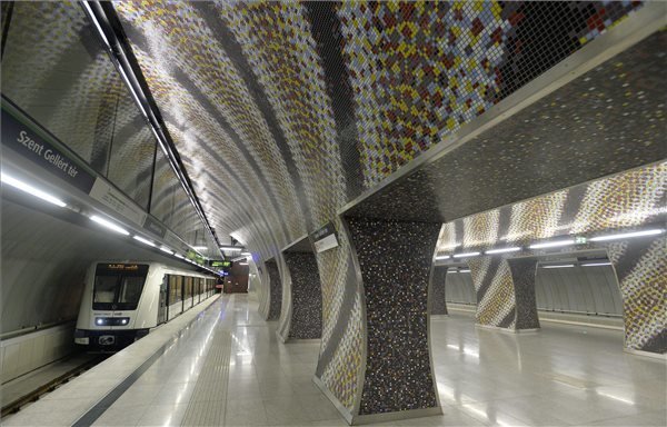 metro4-Budapest-2