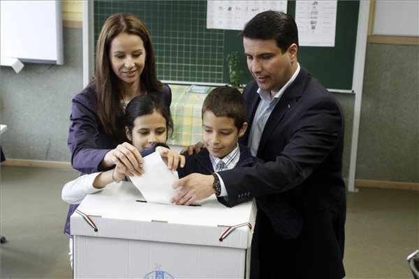 انتخابات 2014-التصويت-mesterházy