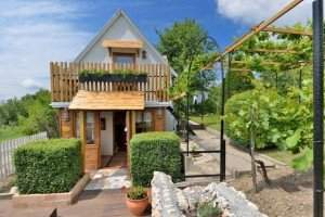 romantic, csákberény