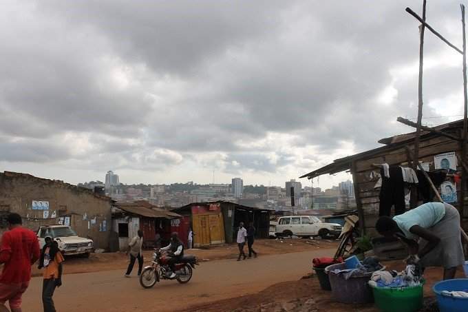 Ismét tudtak nagyot tenni! c. cikk Életkép Kampala utcáiról