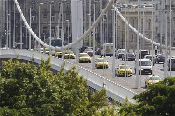 taxi-budapest