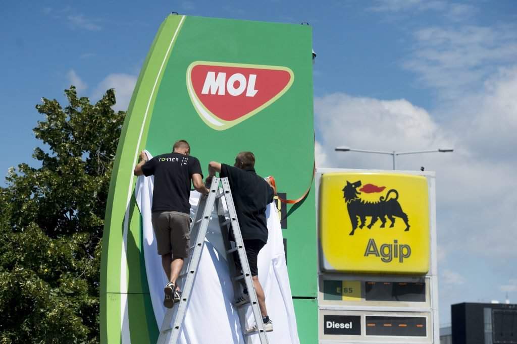 MOL din Ungaria a cumpărat benzinării AGIP din Ungaria