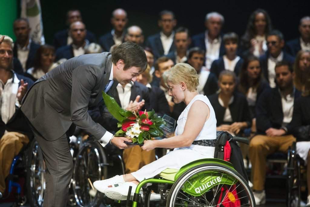 Hungary's Paralympics team takes oath for Rio