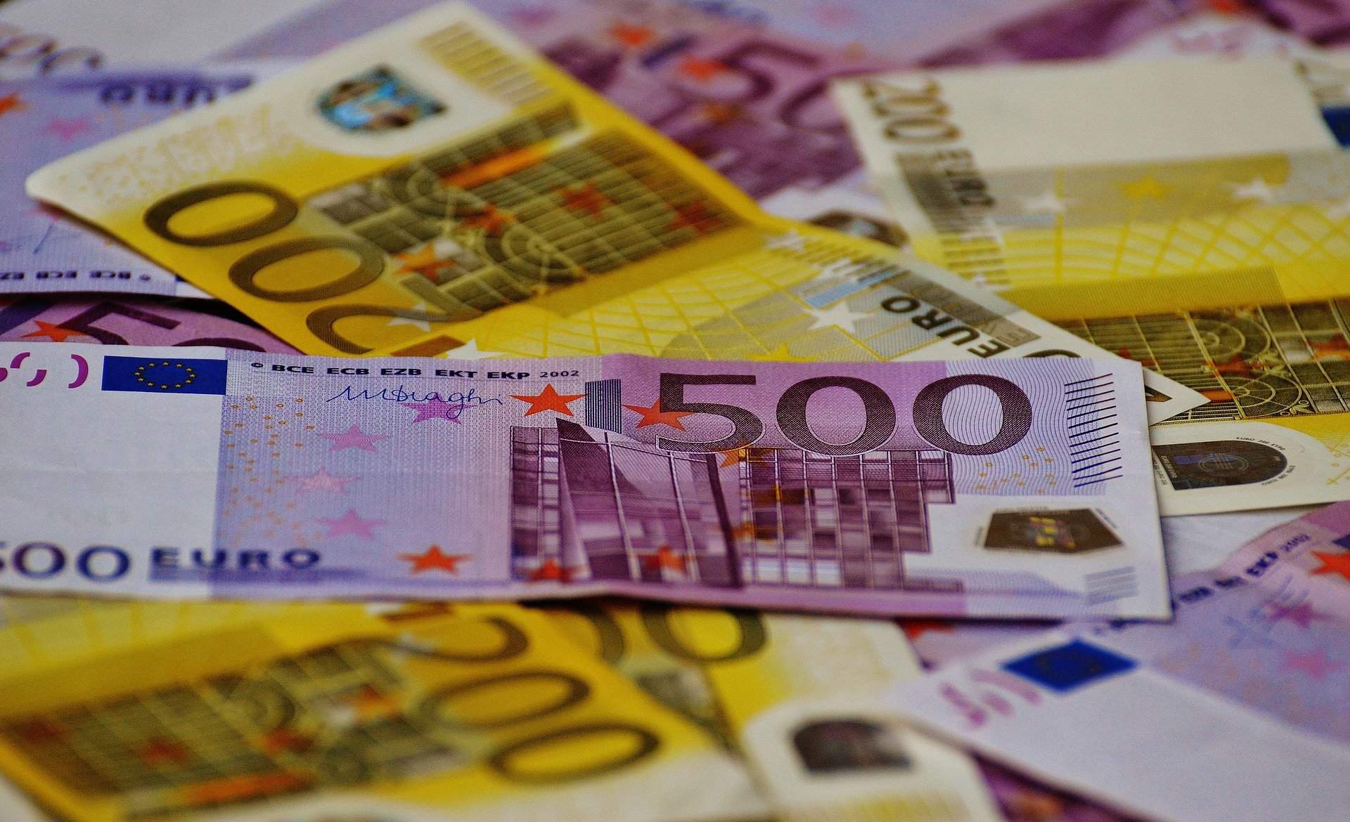 corruption money euro