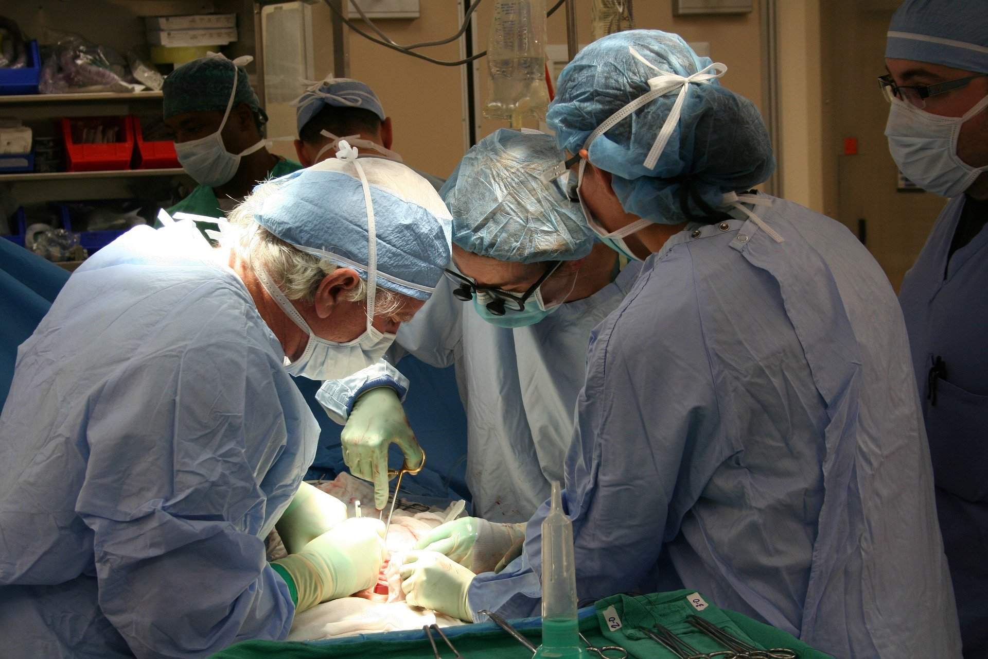 Ghana surgery Hungarian doctor