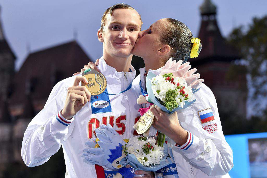 szinkron vegyes páros 1