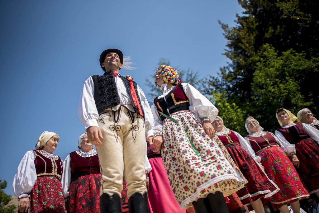 folklór bonyhád mti3