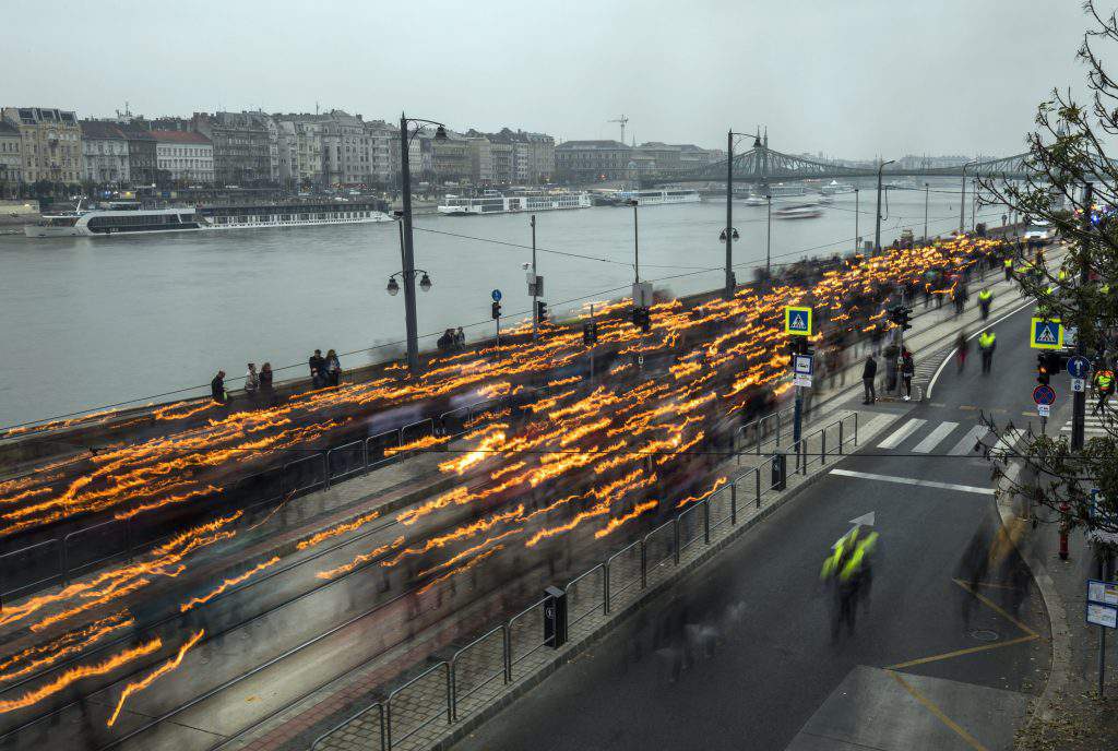 Comemorarea revoltei antisovietice din 1956 a Ungariei a început la Budapesta, foto: MTI