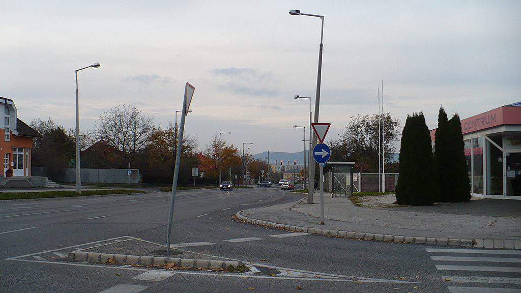 crossing intersection kereszteződés