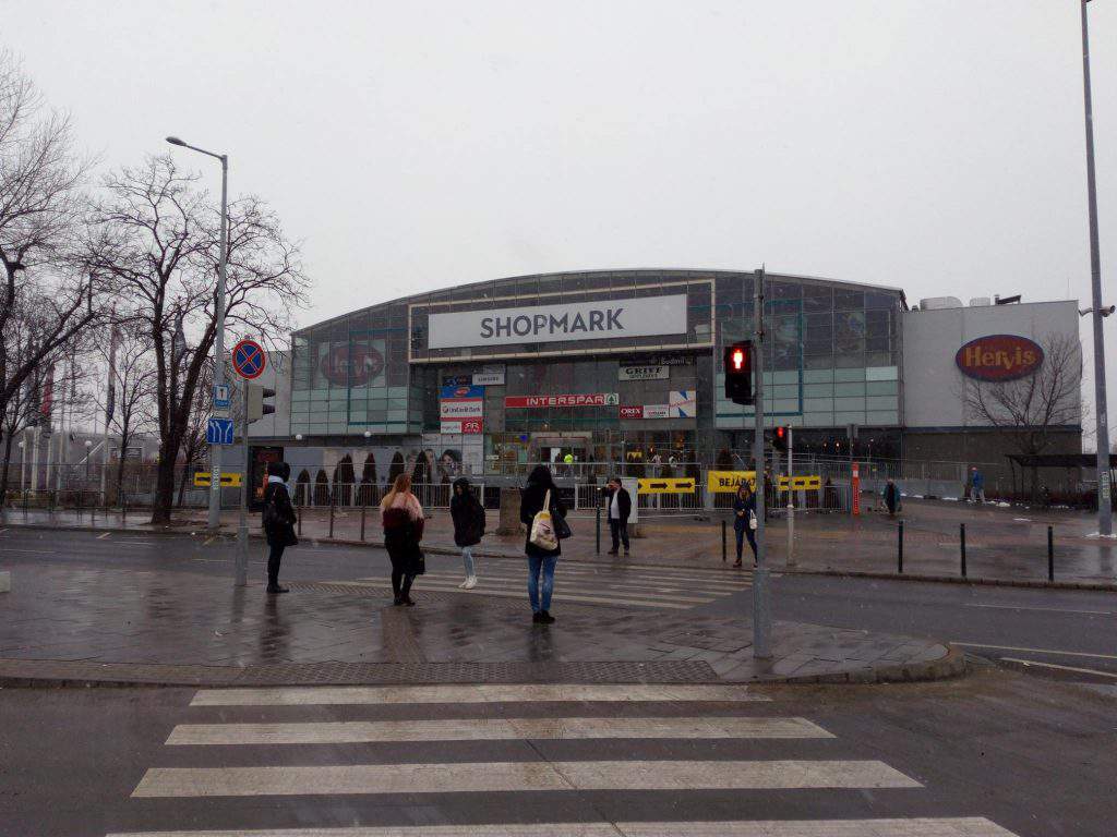 Shopmark shopping centre mall Kispest
