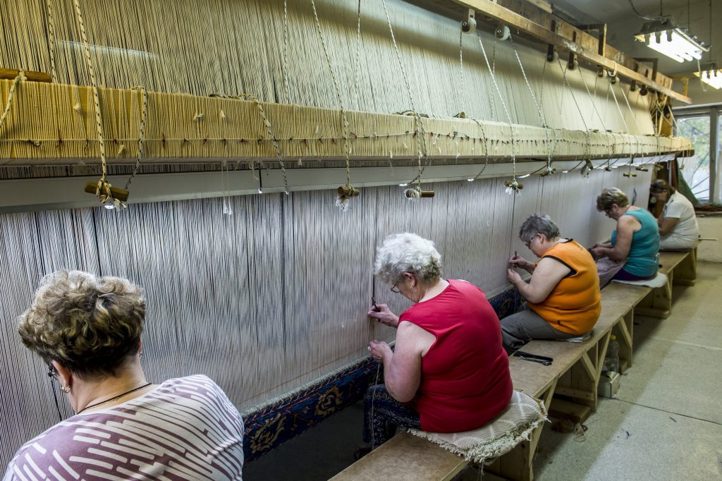 rug parliament old ladies