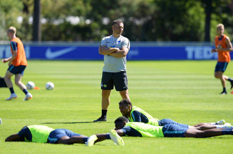 Dárda, Hertha, training