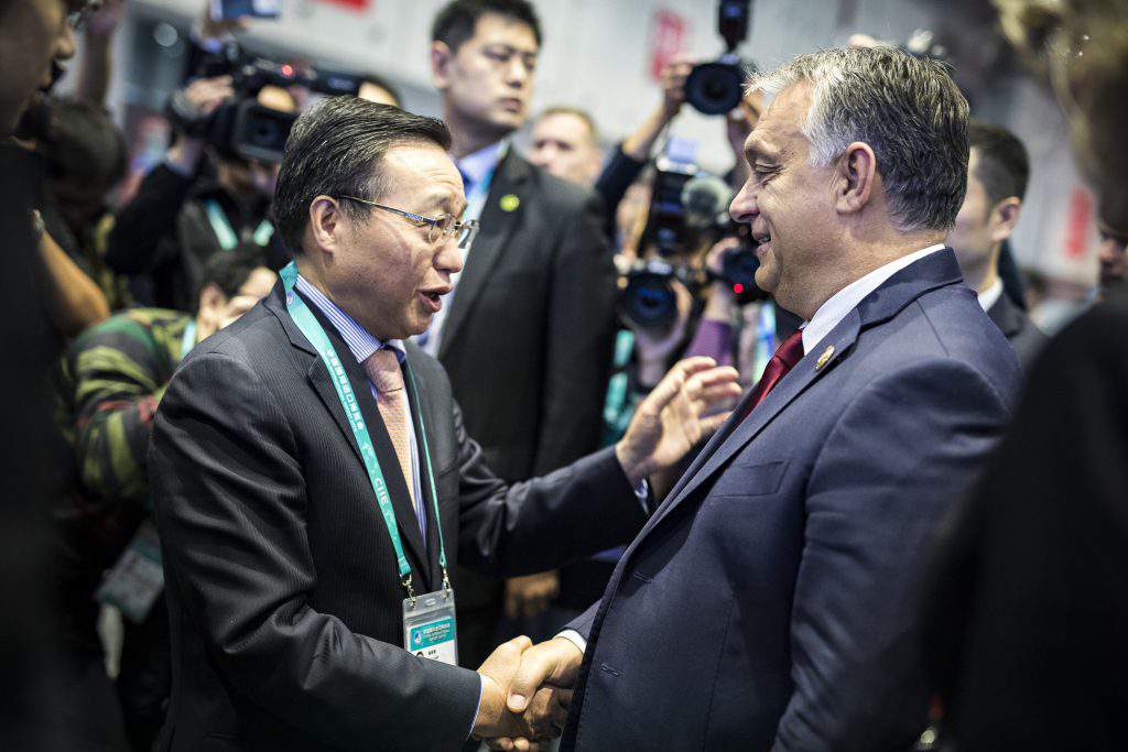 Orbán in Shanghai