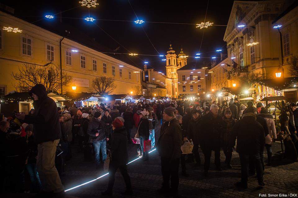 Piața Adventului Vásár Székesfehérvár