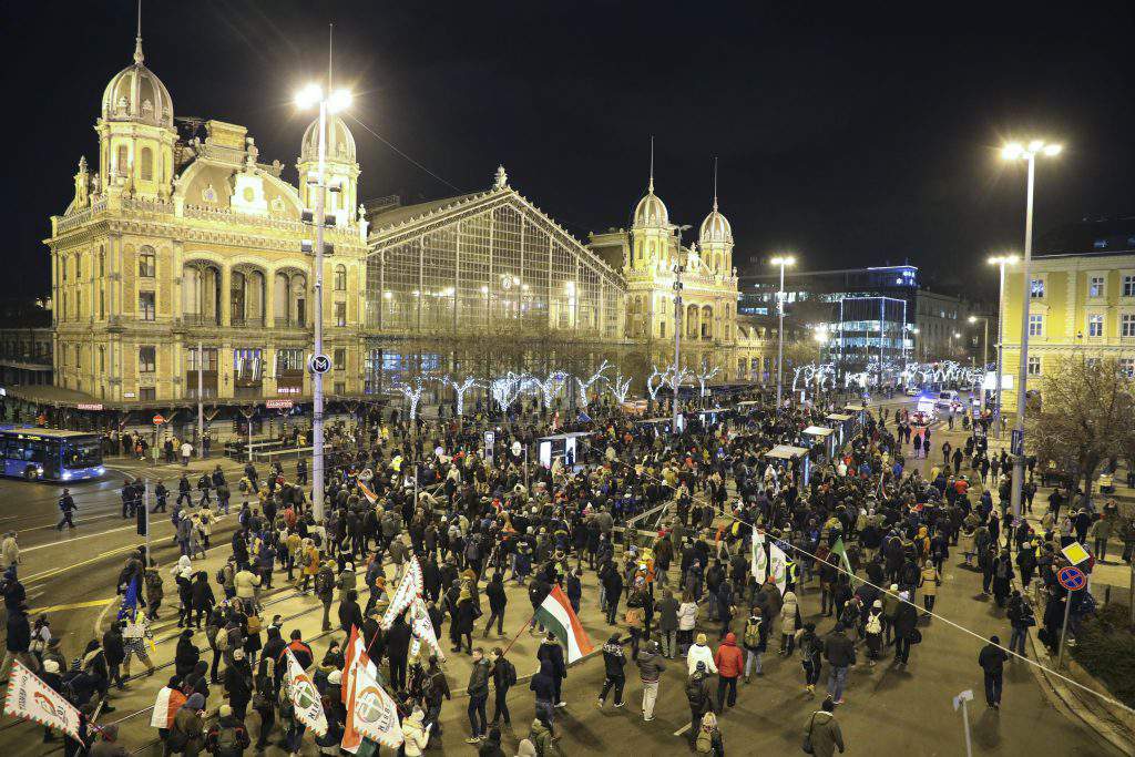 vendredi des manifestants antigouvernementaux