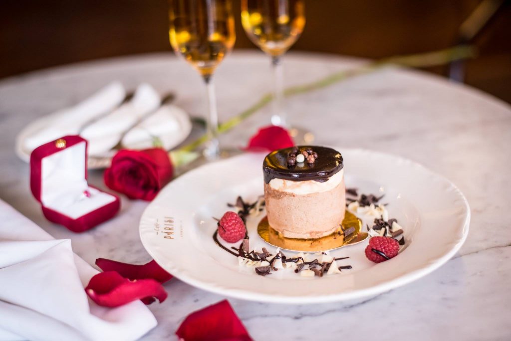 Café Parisi, cake, Budapest, Hungary, reopened, café