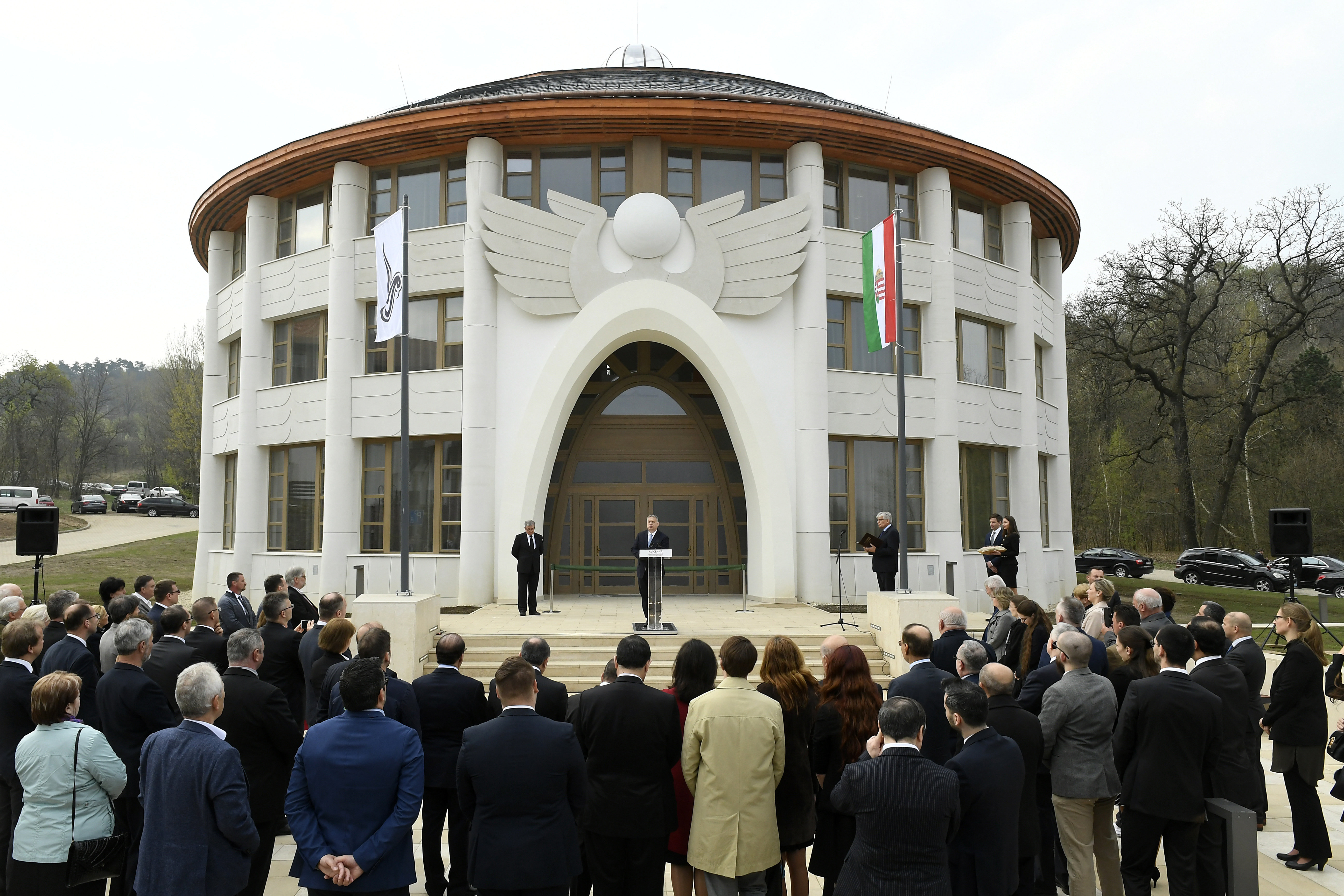 Orbán inaugurates Avicenna Institute of Middle Eastern Studies in Piliscsaba
