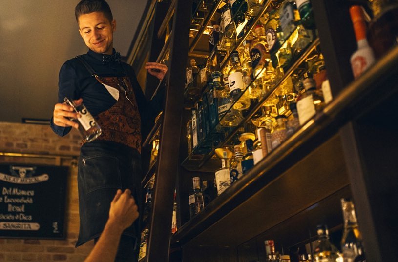 bar, budapest, cocktail