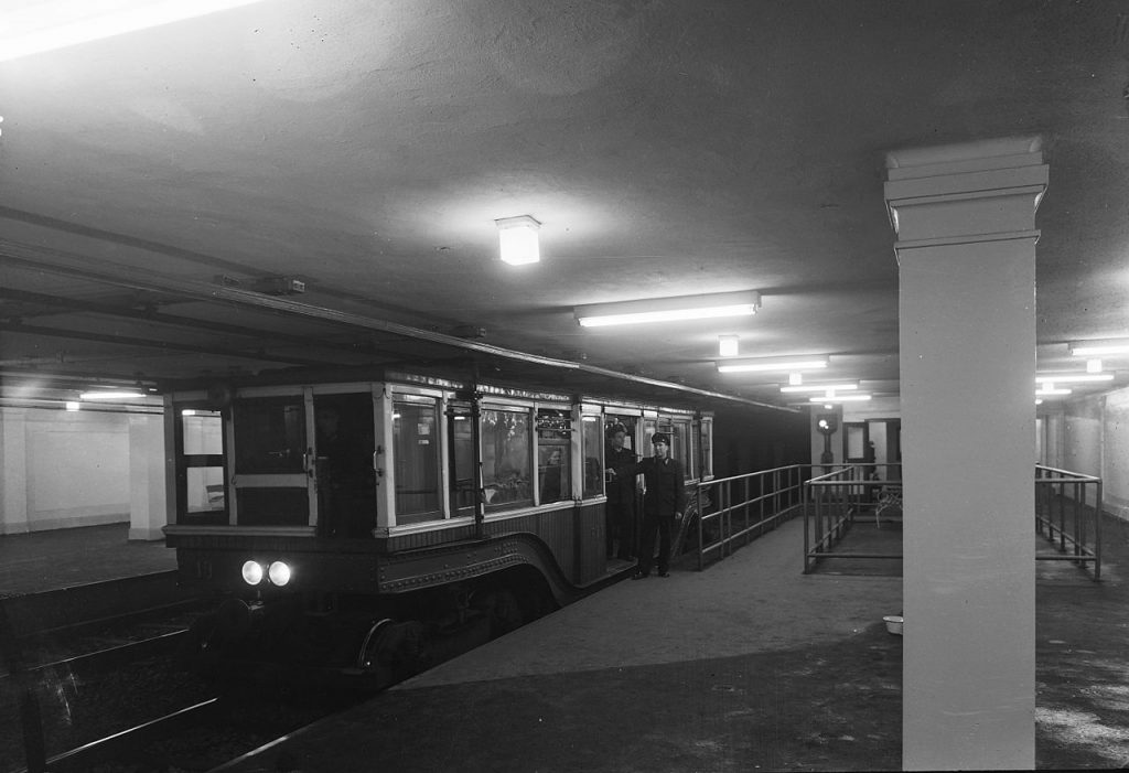 Millennium Underground, Budapest, transporte