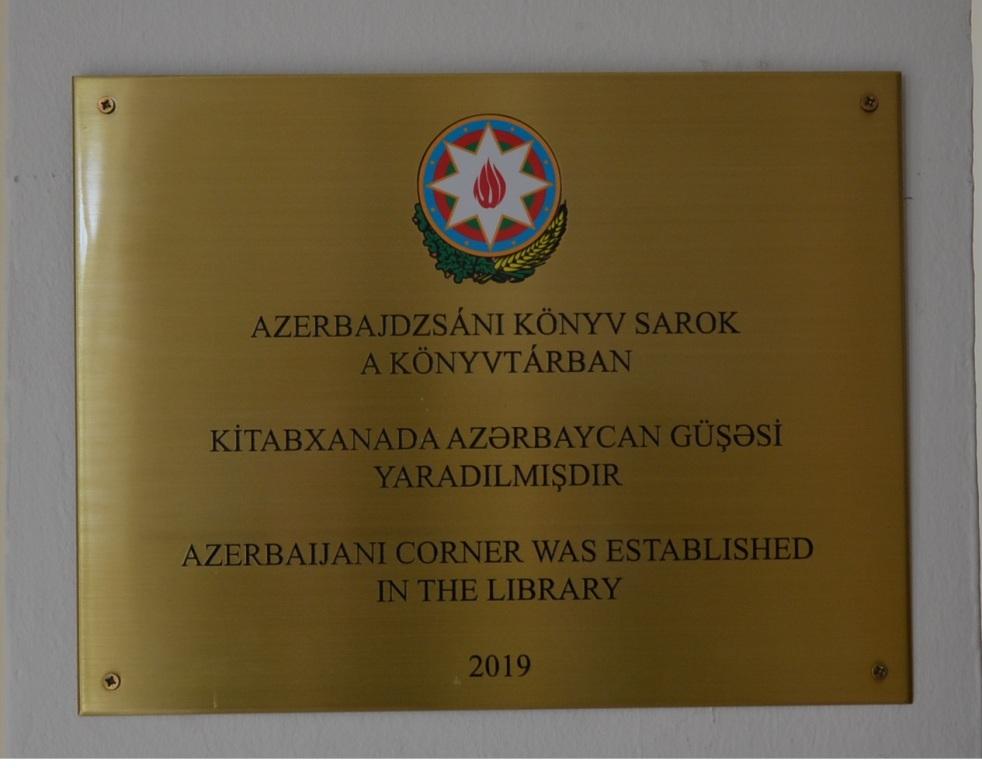 Azerbaijani book corner opened in Hungary Dunaújváros University