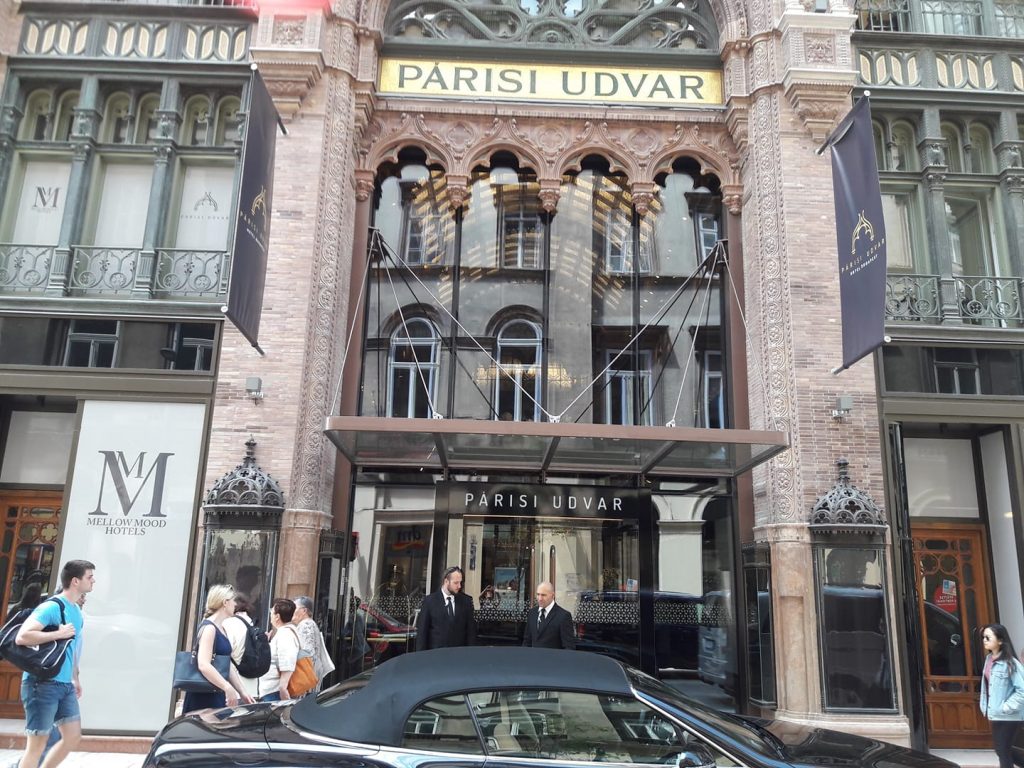 Parisi Udvar Hotel Budapest