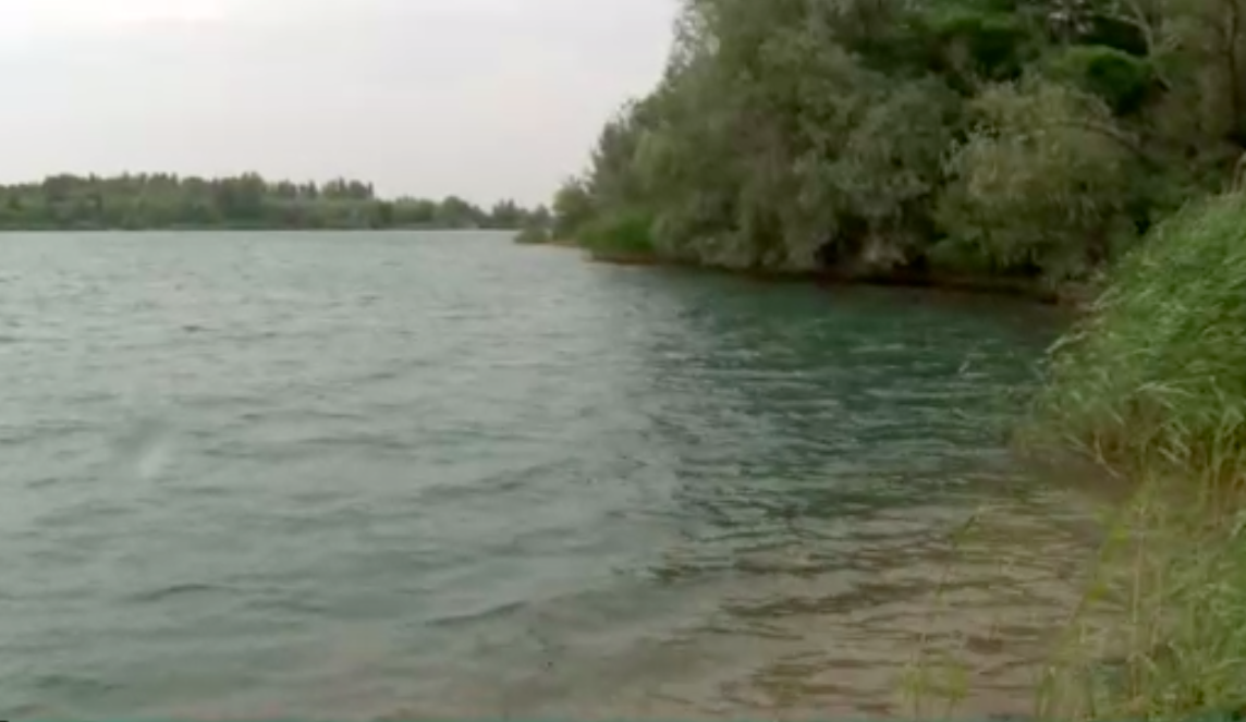 father daughter drown in lake