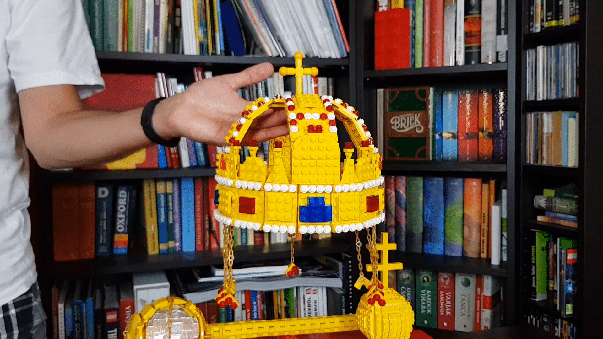 crown, Lego, Hungary