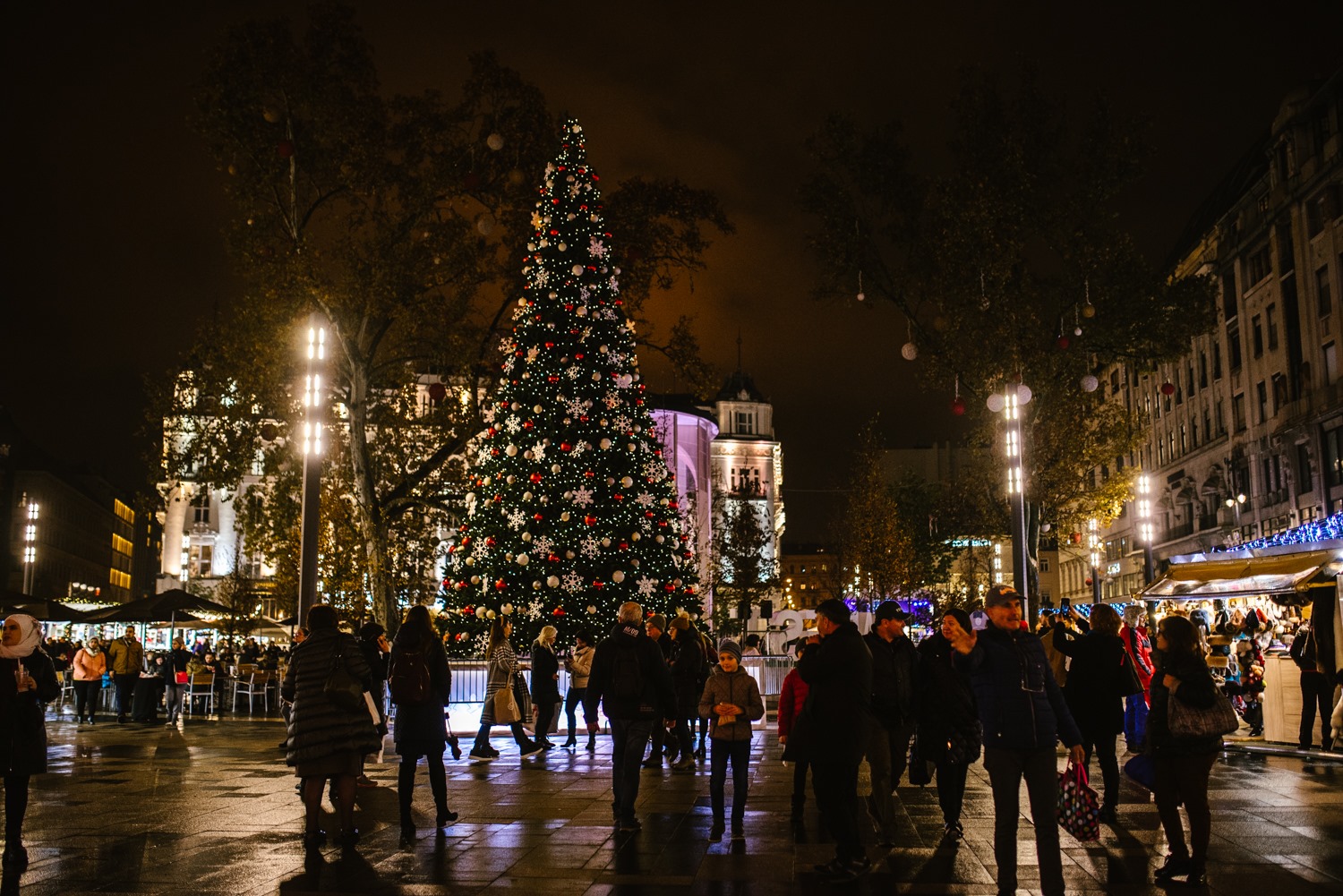 Budapest, Vörösmarty, fair, Christmas