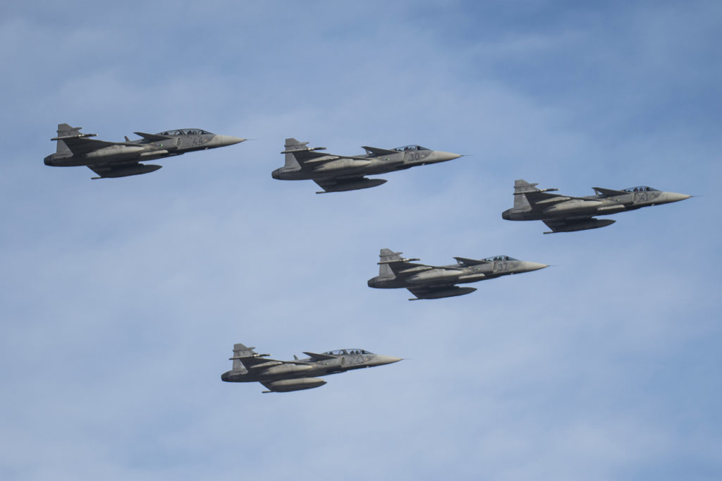 Dodici caccia Gripen dell'aviazione ungherese tornarono alla base aerea di Kecskemét