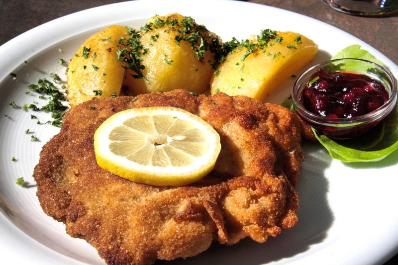 These are the best places to eat Wiener Schnitzel in Hungary - Daily ...