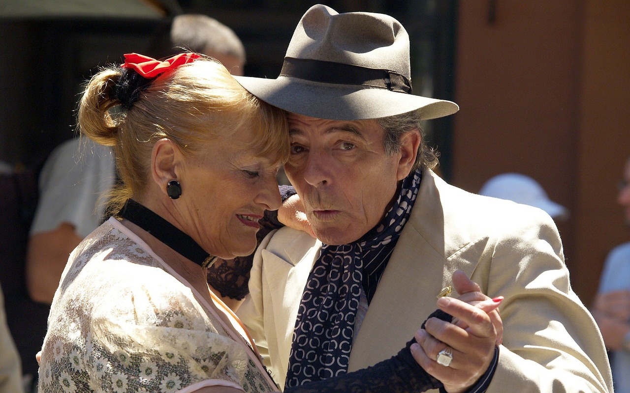 tango old people
