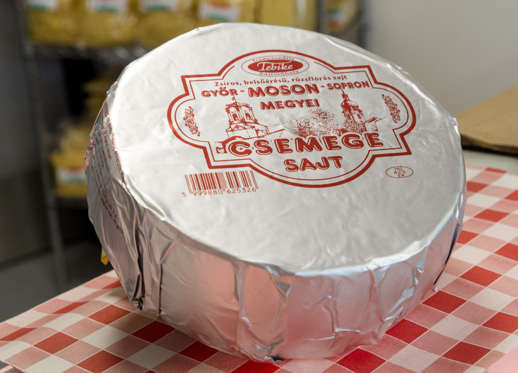 Gyor-Moson-Sopron megyei Csemege sajt Hungarian cheese