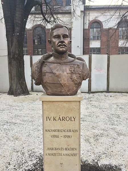 IV Károly Ultimo re Budapest Busto Mellszobor