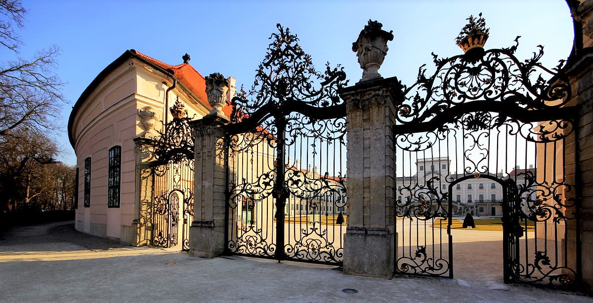 Palác Fertőd-Esterházy-3