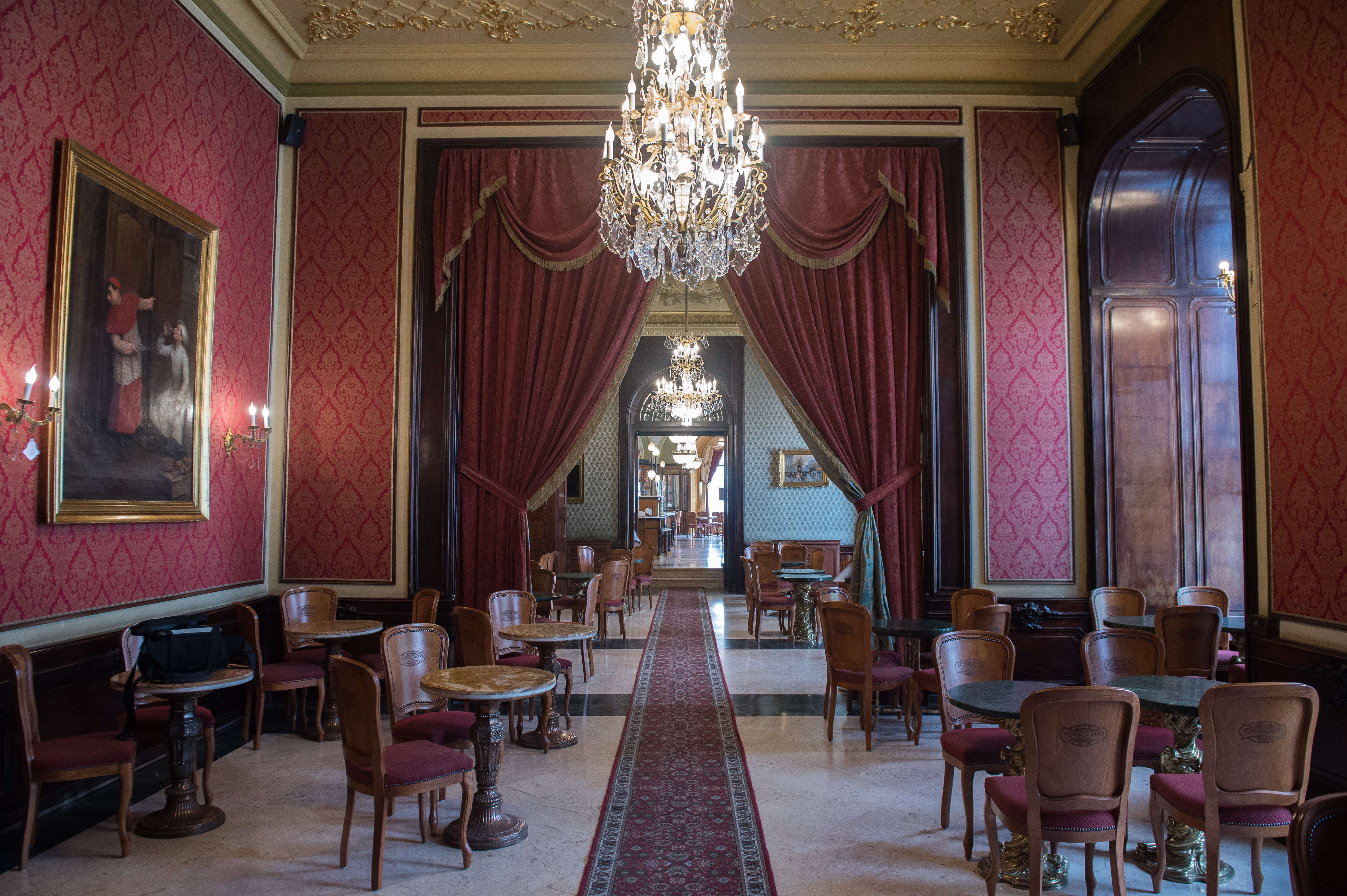 Történelmi kávéházak-Gerbeaud Cukrászda és Kávéház